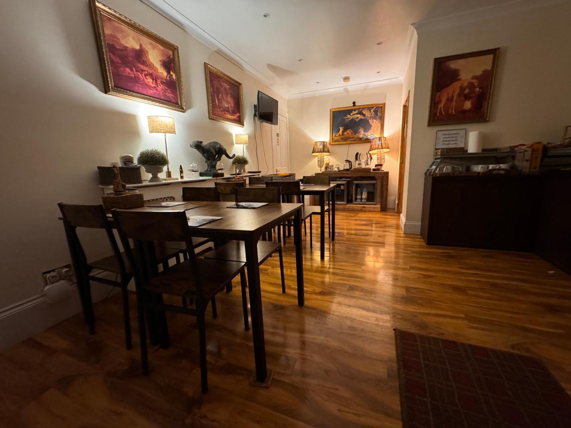 The West Highland Way Hotel Accommodation - Glasgow, Glasgow